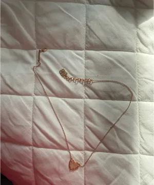 Kendra Scott Necklace thumbnail 2