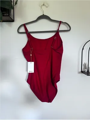NWT Quince Cherry‎ Red Italian Cami One-Piece Swimsuit Size Large thumbnail 3