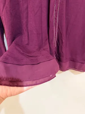 White House Black Market Burgundy Embellished V-Neck Chiffon Hem Top M thumbnail 7
