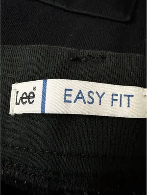 Lee Women's Black Cargo Capri Pants Size 4 Twill Cotton Stretch Mid Rise Pockets thumbnail 6