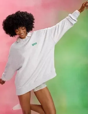 Aerie Wicked Big Chill Crew‎ Sweatshirt Women Medium Gray Broadway Athleisure thumbnail 1