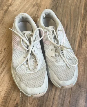 ‎Nike Sneakers 8.5 thumbnail 1