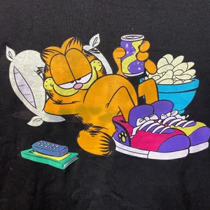 Garfield Chillin Lazing Around T-Shirt XL thumbnail 2