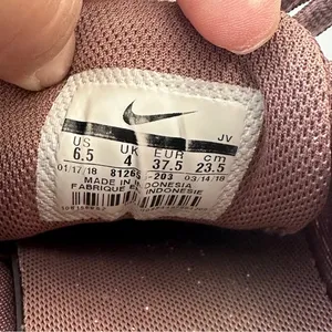 Nike Shoes Sneakers‎ Womens Size 6.5 Tanjun Pink Running Shoes thumbnail 9