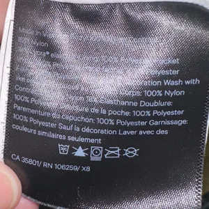Lululemon Extra Mile Puffer Size 8 White Hooded Quilted Insulated Full Zip‎ thumbnail 6