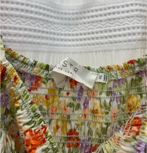 ASTR The Label Floral Puff Sleeve Midi Dress thumbnail 4
