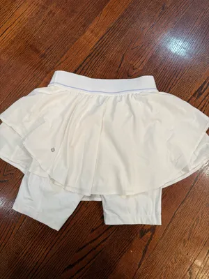 Lululemon Court Rival High Rise Tennis skort Sz 6 thumbnail 4