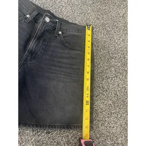 Levi's '94 Black Baggy mid-rise denim Shorts 26 thumbnail 3