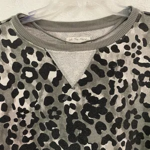 Free People We The Free Camo Leopard Sweatshirt Women's M Gray Oversized Terry thumbnail 3