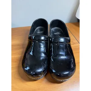 Dansko Professional Leather Clogs Black Patent Womens 43 Career Non Slip‎ thumbnail 2