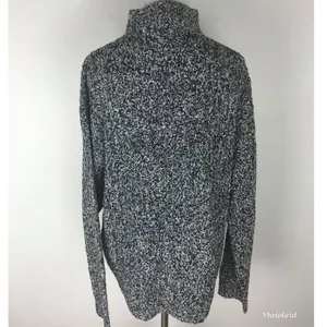 Hem & Thread Grey 1/4 Pullover Medium New thumbnail 2