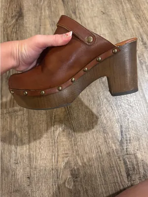 True Craft Clogs Heeled thumbnail 6