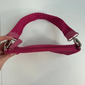 Vtg Y2K The Sak Small Pink Woven Shoulder Bag‎ Silver Zipper Femme Twee Crochet thumbnail 7