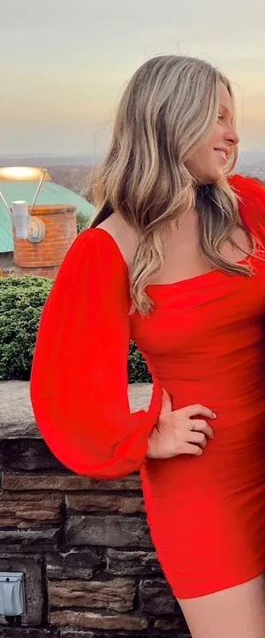 Hello Molly Red Dress thumbnail 3