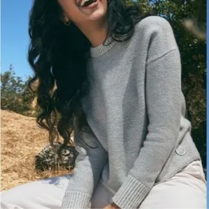allbirds‎ boiled merino wool pullover sweater in natural grey, size medium thumbnail 2