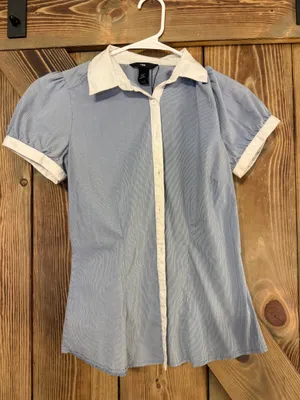 H&M Button-Up Top thumbnail 1