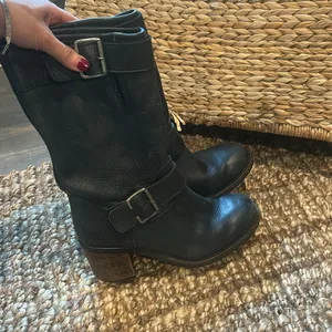 Non Signe Black Leather Buckle Moto Mid Calf Chunky Boots thumbnail 3