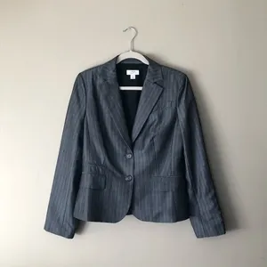 LOFT | Gray Pinstriped Wool Blend Blazer Sz 10 thumbnail 2