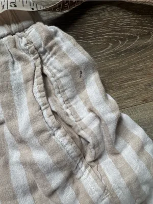 Pact Tan & White Wide Leg Capris XL thumbnail 9