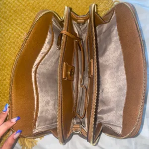 Michael Kors Purse thumbnail 9