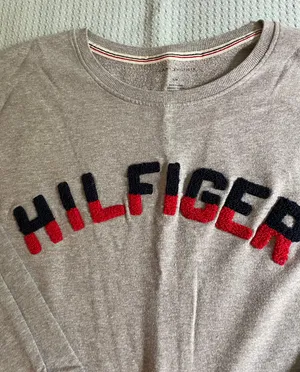 Crewneck thumbnail 2