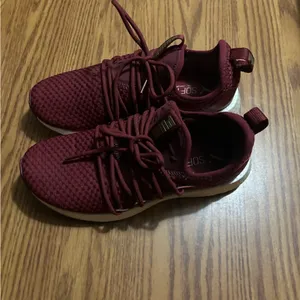 Puma NRGY Neko VT Sneaker Training Shoes Pomegranate Women’s Size 6.5 thumbnail 3