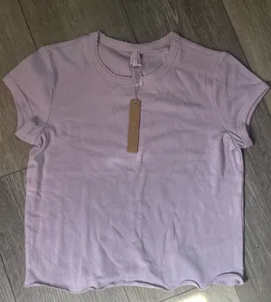 SKIMS Drop Needle Baby Tee thumbnail 1