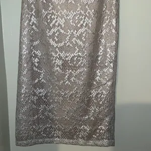 Beautiful!!! Bebe M dress top lace mesh and satin feel under dress thumbnail 5