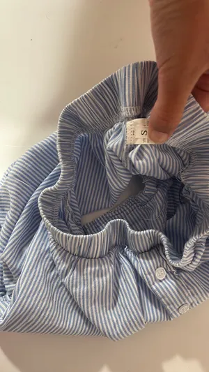 Amazon Cute blue and white striped shorts thumbnail 3