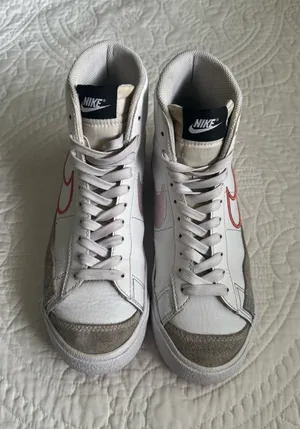 Nike Blazer Mid 77 Women’s thumbnail 1
