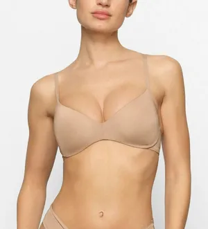 NWT SKIMS Wireless Form Push Up Plunge Bra Clay Beige Women’s Size 30B thumbnail 1