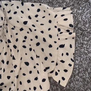 Umgee USA woman blouse size MEDIUM super cute thumbnail 6