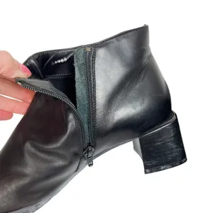 Vintage Ecco Black‎ Leather Square Toe Ankle Boots Booties Size 7 thumbnail 7