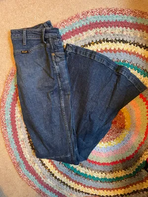 Wrangler Retro Bell Bottoms thumbnail 4