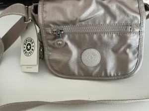 Kipling Purse With  Keychain thumbnail 1