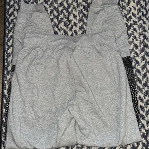 The north face reflective grey jogger thumbnail 4