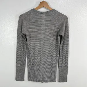 Lululemon Swiftly Tech Long Sleeve Top Race Length‎ 6 Gray White Stripe Shirt thumbnail 3