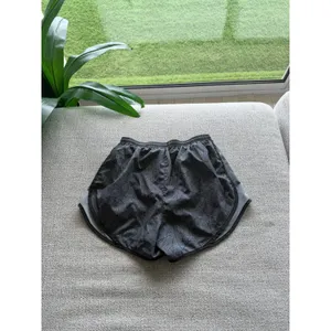 Nike Dri-FIT Tempo Running Shorts Grey Geometric Print Mesh Panels Womens Medium thumbnail 2