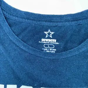 Women's Dallas Cowboys Graphic Tee thumbnail 2