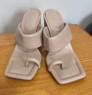 Nude heels Tan Size 7.5 thumbnail 1