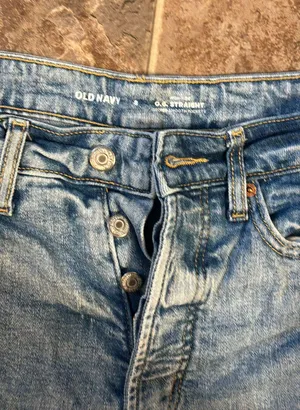 Old Navy OG Straight Jean Shorts thumbnail 4