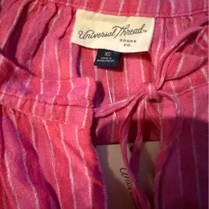 Universal Thread Pink & White Striped V Neck Tie Half Sleeve‎ Top Sz XS NEW thumbnail 7