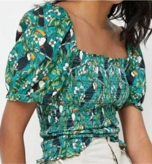 Like New Anthro Dolan Toucan Print Smocked Puff Sleeve Top Size Small thumbnail 1