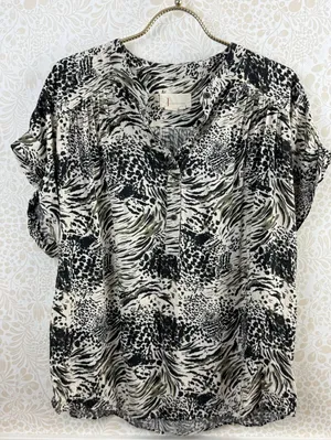 Anthropologie Cream and Green Zebra-Print Spit Neckline Blouse - Size - Large thumbnail 7