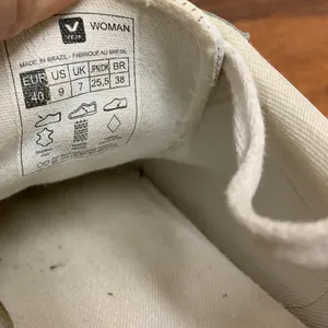 VEJA Low Leather Shoes White Sneaker Women’s Size 9 thumbnail 9