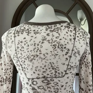 Free People 'Davis' Mottled Thermal Henley Tee, Size S, Excellent! thumbnail 6