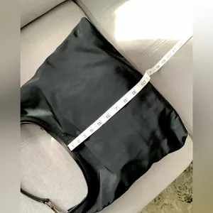 Authentic GUCCI hobo bag 🌹🌹🌹 thumbnail 10