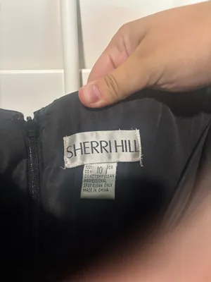 Sherri Hill Homecoming thumbnail 2