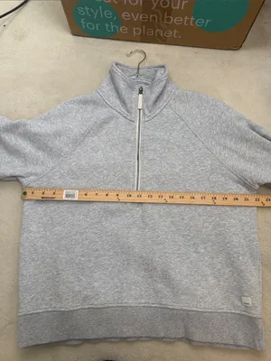 Vuori Restore Half Zip Fleece Pullover Long Sleeve Light Heather Gray Top Medium thumbnail 8