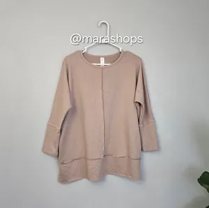 Spanx Perfect Length Top Dolman 3/4 Sleeve thumbnail 5